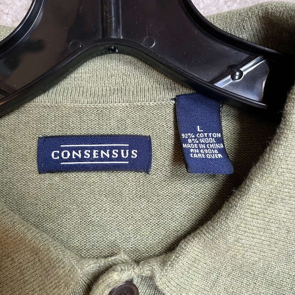 Sweater - Picture 3 of 3